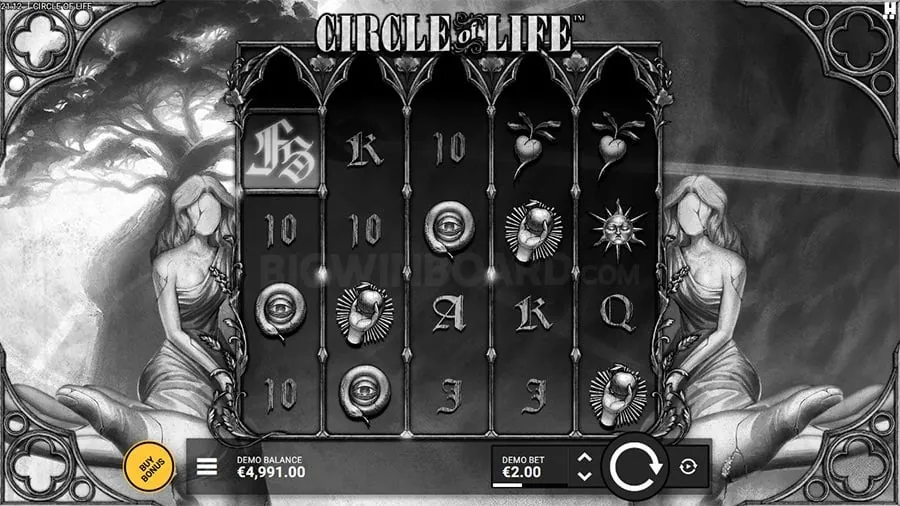 Roulette wheel spinning at ph365 online casino, with betting chips